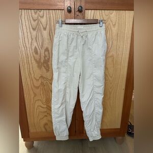 women’s wilo windbreaker pants